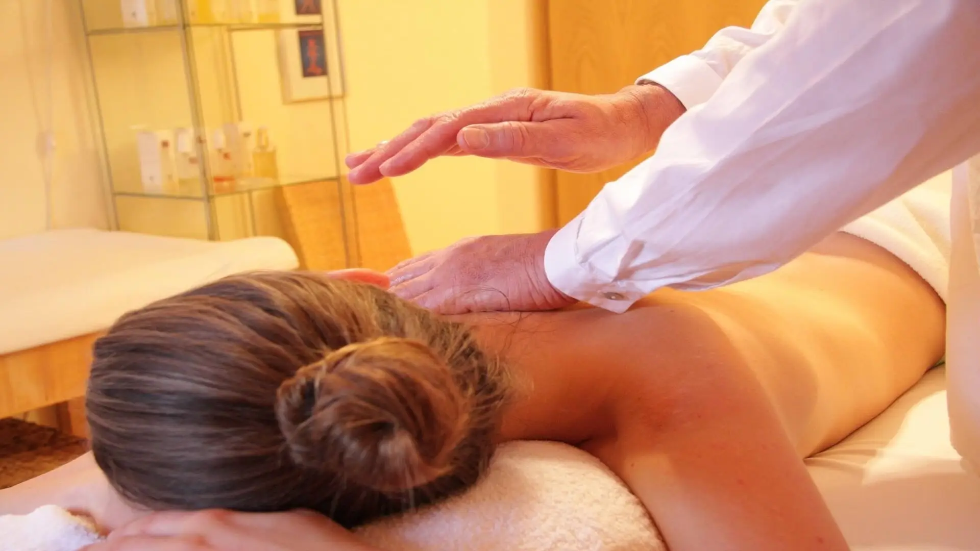 Massage category image